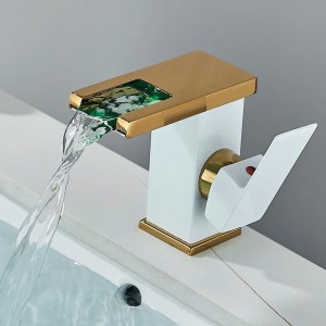 Bateria Umywalkowa LED z Czujnikiem Temperatury – Kaskadowa 13,5cm