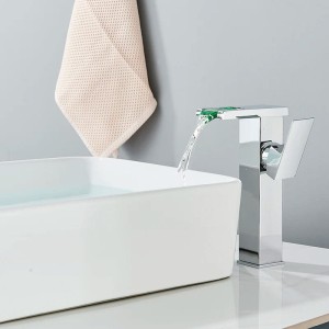 Bateria Umywalkowa LED z Czujnikiem Temperatury – Kaskadowa 24cm  