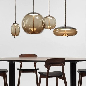Nowoczesna Szklana Lampa Wisząca LED – Designerski Żyrandol do Salonu, Kuchni i Kawiarni 